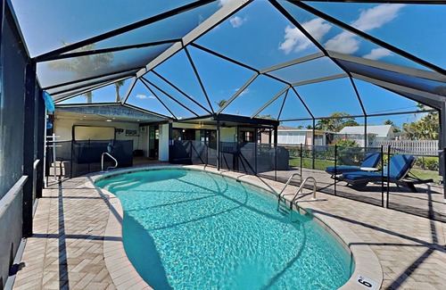 Bonita Springs Cottage | Captain's Cottage