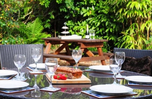Edern Villa | Captain's House - Morfa Nefyn, Pwllheli, North Wales. Beach, Golf, Walks.