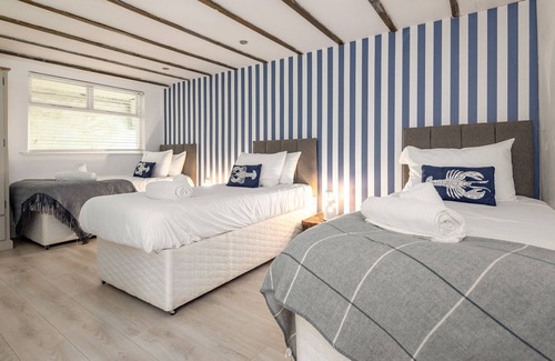 Cellardyke House | Captain's Lookout - Cosy House with Sea View