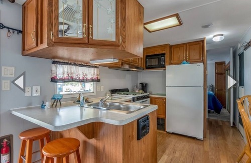 Sandbridge House | Captain's Quarters Beach Rental lot 200