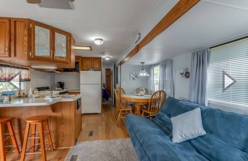 Sandbridge House | Captain's Quarters Beach Rental lot 200