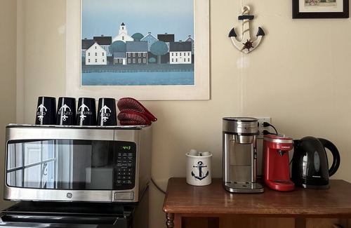 Bath House | Captain's Quarters 1BR Apartment. Walk to everything.