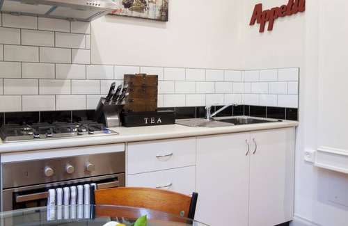 Williamstown Apartment | Captain's Retreat Apartments and Cottages