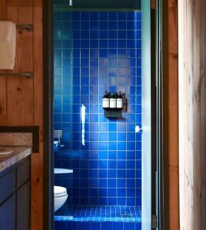 Coupeville Hotel | Captain Whidbey