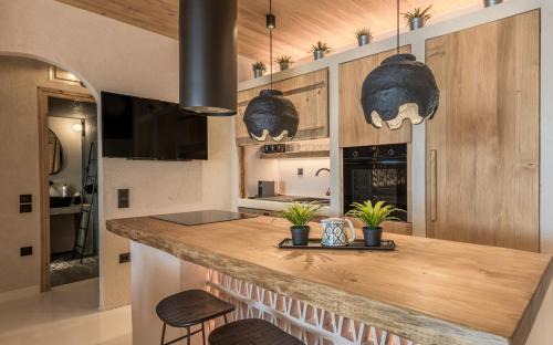 Apollonia Apartment | Captain Zeppos