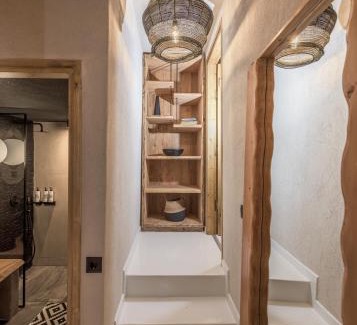 Apollonia Apartment | Captain Zeppos