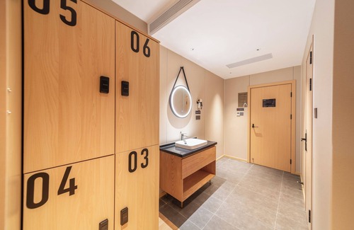 Changning Hotel | CaptainNo 5YouthHotel XianxiaRoad Branch