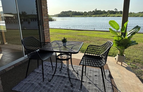 Lakeview  Jefferson County House | Captains Quarters