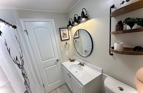 Lakeview  Jefferson County House | Captains Quarters