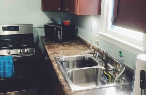Sioux Falls House | Captain’sCove|Dog Friendly Home|Fence