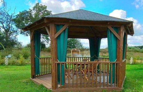 Brinkley Cabin | Captivating 1-Bed Cabin in Newmarket