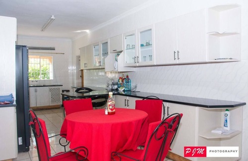Southern Region House | Captivating 16-Bed House in Liwonde