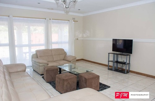 Southern Region House | Captivating 16-Bed House in Liwonde