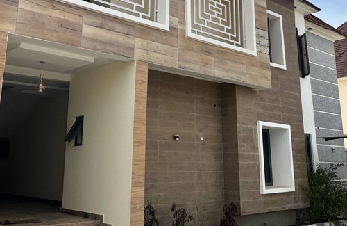 Kaduna Apartment | Captivating 2-bedroom Apartment in Kaduna City