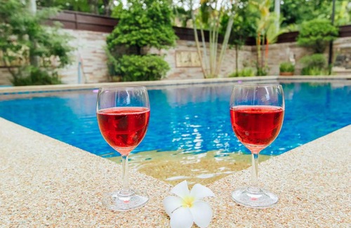 Nong Prue Villa | Captivating 3-Bed Villa in Muang Pattaya