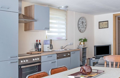 Petit-Thier Cottage | Captivating Cottage in Vielsalm near the Forest