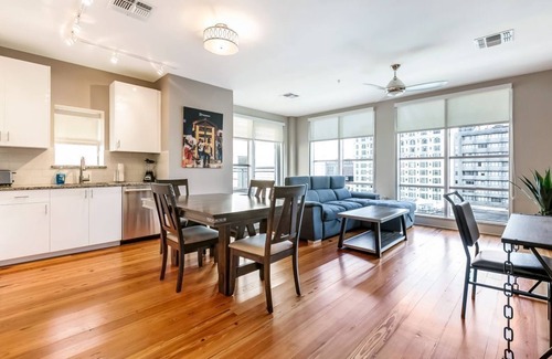 Central Business District Hotel | Captivating Penthouse Walking Distance to Must-See Attractions of NOLA