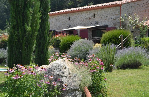 Arles-sur-Tech Cottage | Capucine - Demeures de Charme, Nature is her garden
