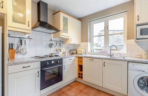 Holymoorside House | Cara - One Bedroom House, Sleeps 2