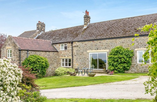 Holymoorside House | Cara - One Bedroom House, Sleeps 2