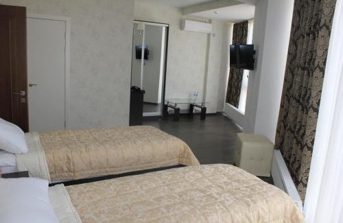 Comrat Hotel | Caral