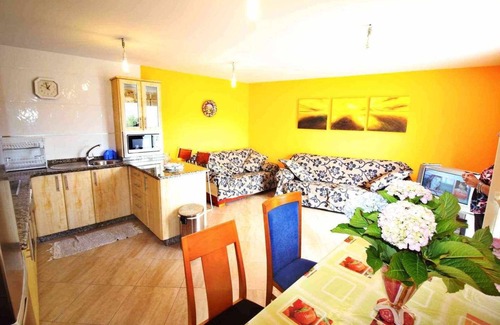 Ponteceso House | Caramanchon House