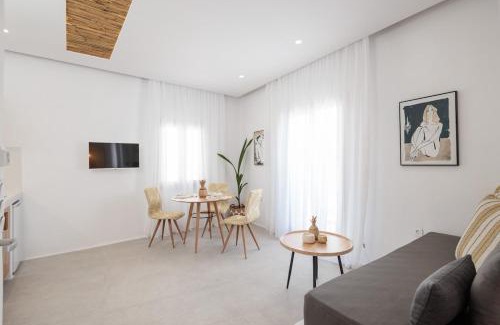 Naxos Apartment | Caramelia Suite