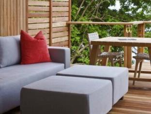 Glacis Hotel | CaranaBeach