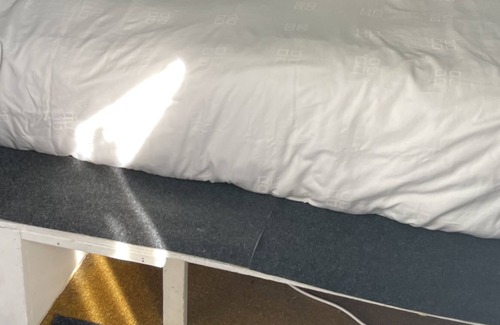 Greenlane - Ellerslie House | Caravan Accommodation Fully Furnished Wifi , Power, Water Clean and comfortable