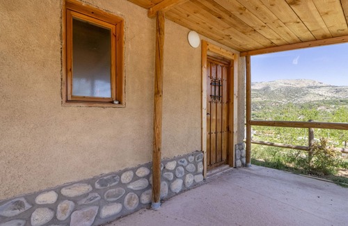 Alos de Balaguer RV Rental | Caravan 'Bungalow 2' with Mountain View, Wi-Fi and Air Conditioning