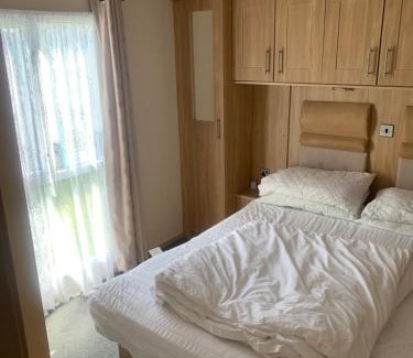 Towyn Resort | Caravan by the Sea B48