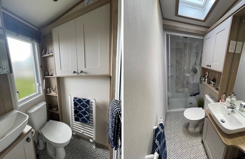 Layer Marney Cottage | CARAVAN, family friendly, country holiday cottage in Mersea Island