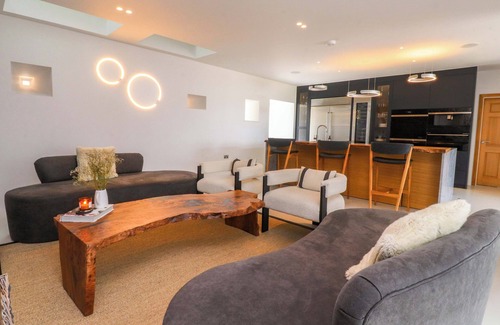 Skipton Cottage | CARDEN LAITHE BARN, pet friendly, luxury holiday cottage in Cracoe