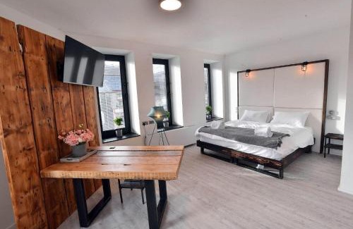 Treorchy Hotel | Cardiff Arms Bistro & Hotel