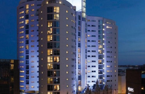 Atlantic Wharf Apartment | Cardiff City Center - with Parking