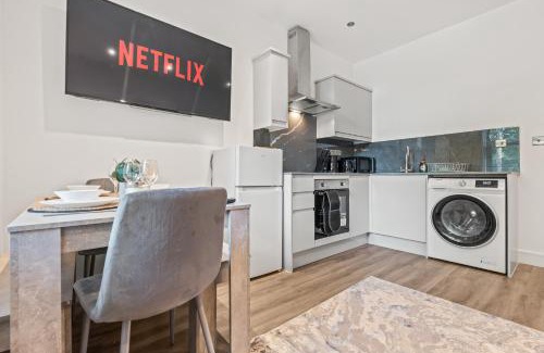 Roath Apartment | Cardiff Luxe Flats With Spa Facilities