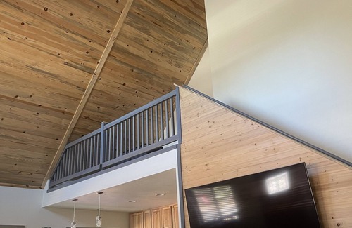Munds Park House | Cardinal Nest: Modern Cabin in Munds Park - 20 min to Flag and 40 min to Sedona