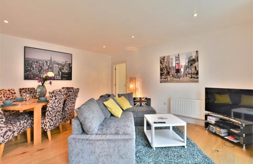 Lincoln House | Cardinals House