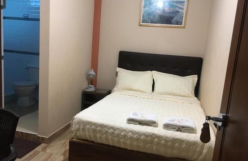 Pisco Hotel | CARDOS HOSTAL