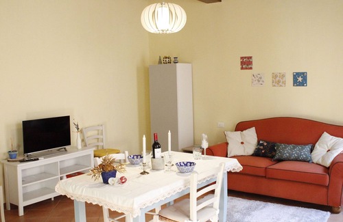 Pistoia Apartment | Carducci bright flat in historic centre