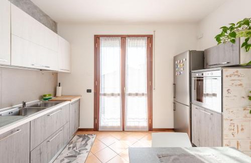 Montebello Vicentino Apartment | Carducci work & business