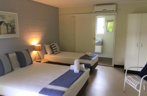 Cardwell Hotel | Cardwell at the Beach