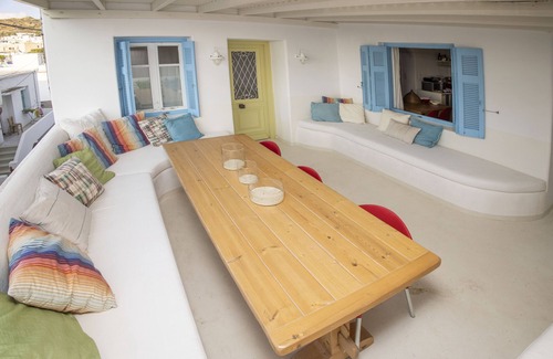 Glinado Apartment | Care Naxos Adorable traditional village two bedroom apartment