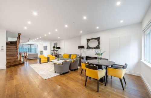 Chelsea House | Care Property London- Elegant & Central, Sloane Avenue, Chelsea