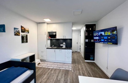 Oberhausen-Nord Apartment | Carefree Mikroapartment inkl. Balkon + Tiefgarage