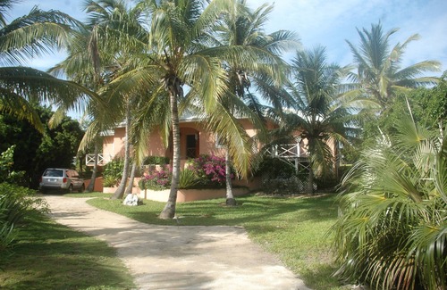 Governor's Harbour House | CaresAway Ocean-Front Home-luxury family living