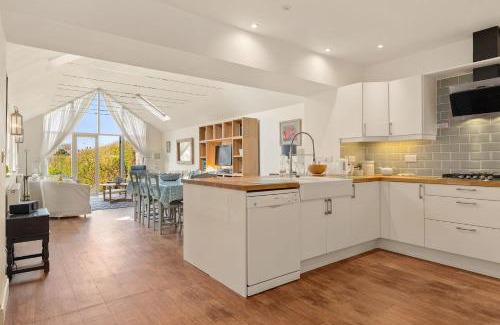 Manorbier House | Carew Cottage