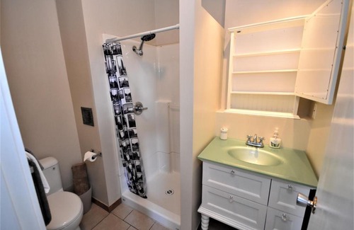 Vernon Apartment | Carew House