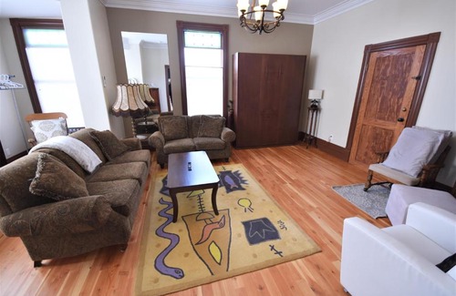 Vernon Apartment | Carew House