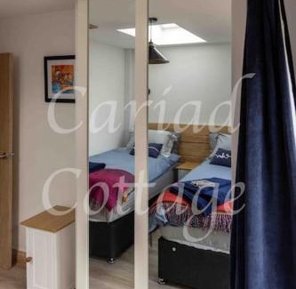 Pyle Apartment | Cariad Cottage